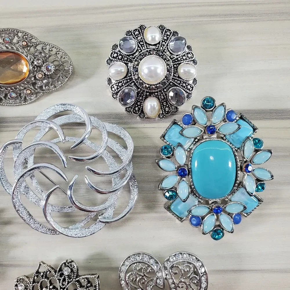 8 Brooch Lot Silver Tone Sarah Coventry Faux Pearl Rhinestone Pins Turquoise